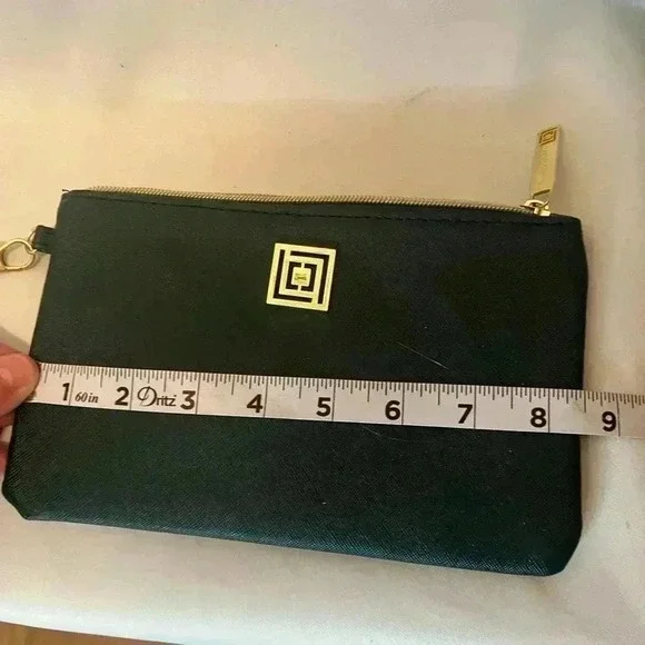 Womens Liz Claiborne Clutch / Wristlet Hand Bag / Purse " - Picture 6 of 6